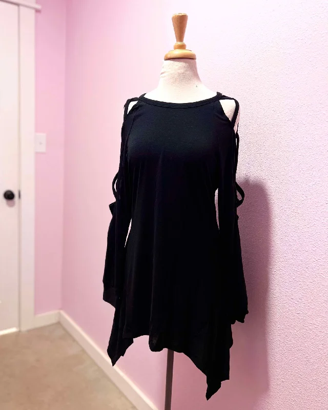 Online Exclusive Black Top W/ Criss Cross Long Sleeve