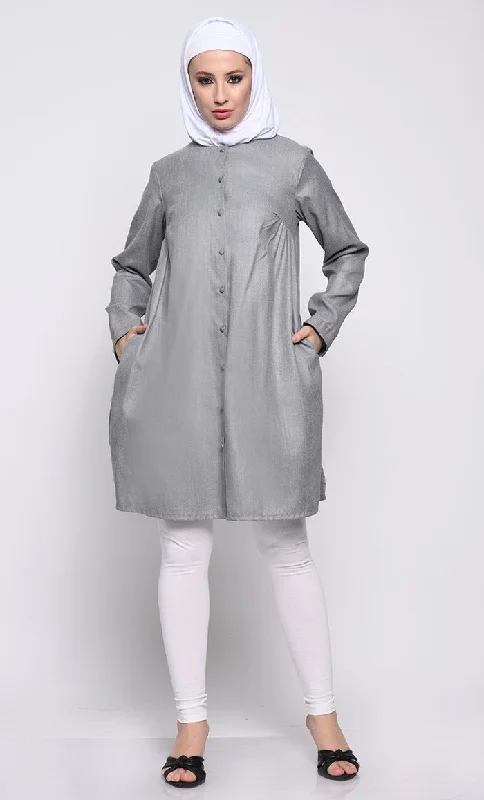 Weekend Bargains to Indulge In Classic Polyester Poplin Tunic with Full-Length Button Opening Weekend Bargains to Indulge In Classic Polyester Poplin Tunic with Full-Length Button Opening