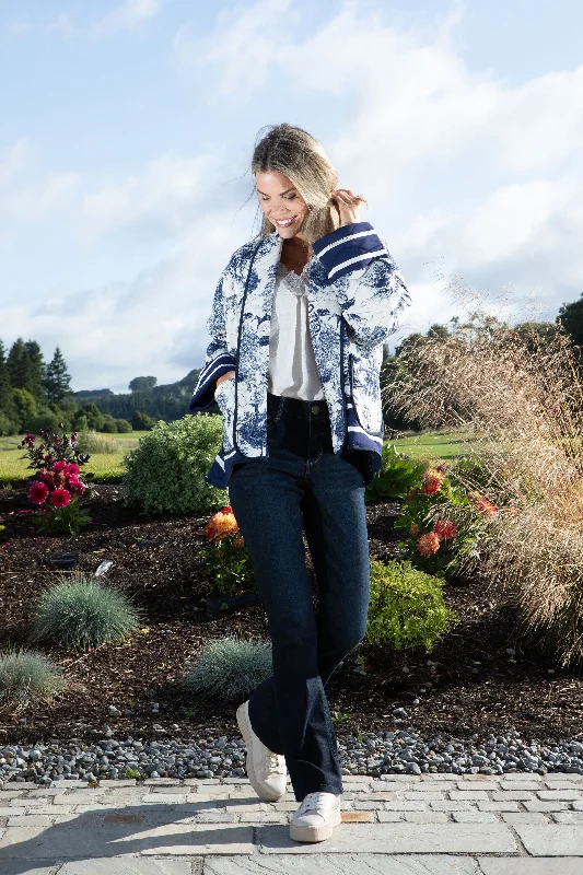 Mega Sale Eden Ornamental Jungle Print Quilted Jacket