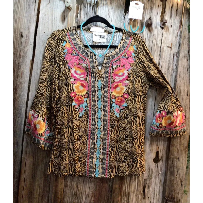 Unbeatable Prices Mocha & Black Design with Floral Embroidery Top
