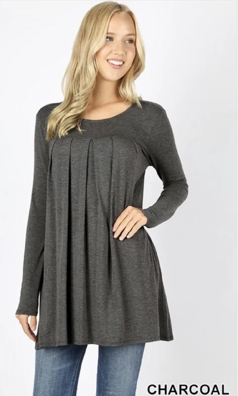 Weekend Discounts to Celebrate Women’s Pleaded Charcoal Round top