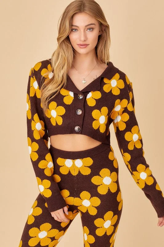 Super Bargain Living The Life Brown Daisy Print Knit Sweater