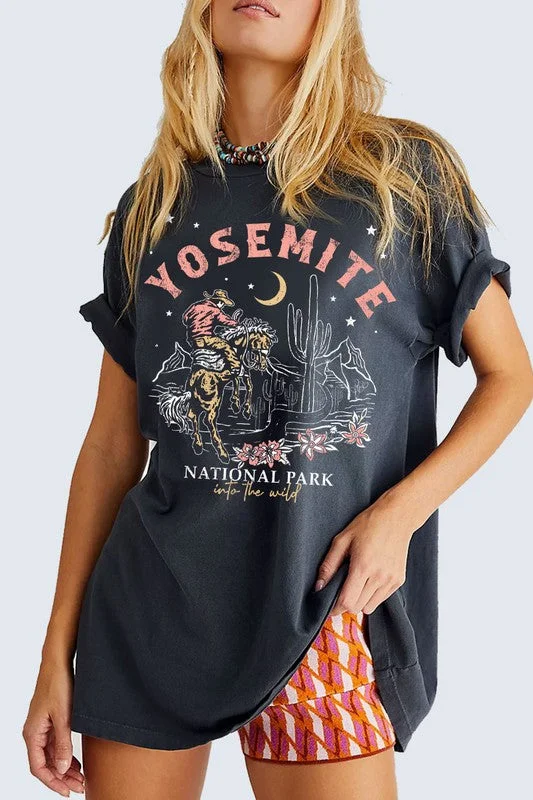 Weekend Bargains to Celebrate Mineral Black Yosemite National Park Cowboy Flower Cactus Graphic Oversized Tee