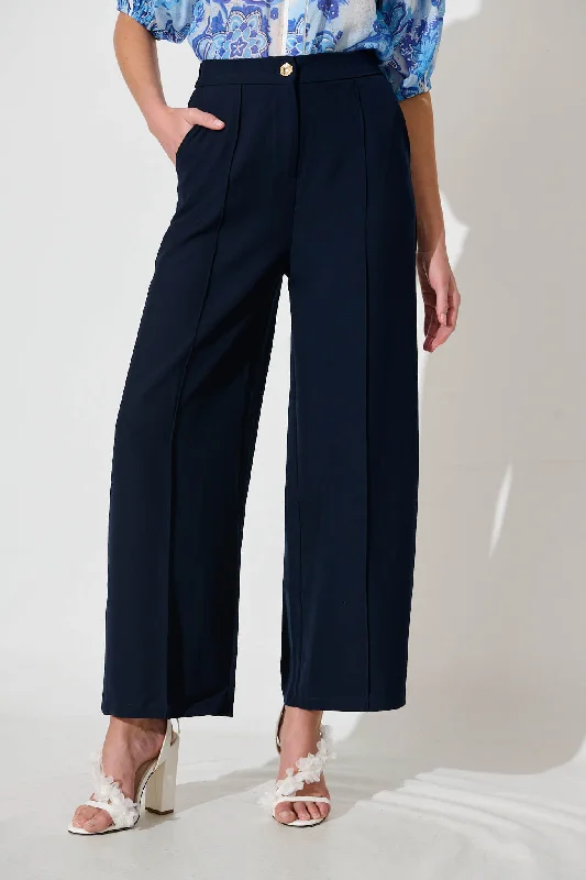 Weekend Savings Sensation Mantra Pant In Navy