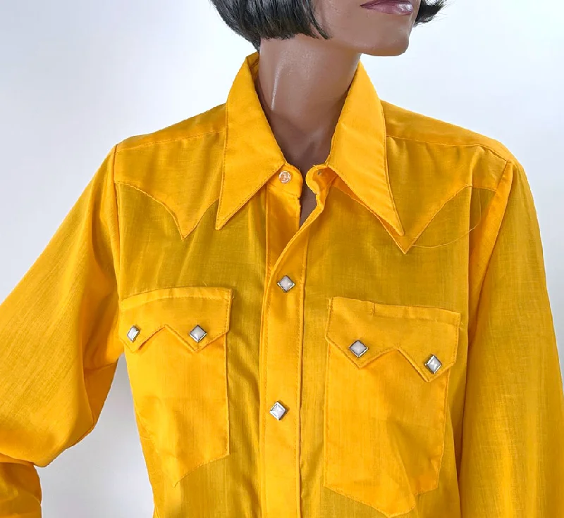 Weekend Extravaganza: Shop Now Deadstock 70s Western Cowboy Shirt Vintage Stop Sign Yellow Diamond Snaps 15M Rockmount VFG