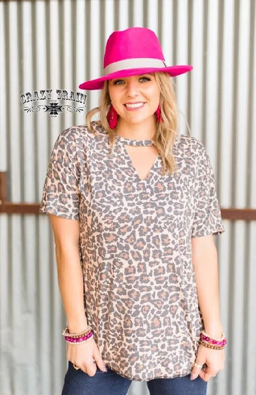 Overstock Laredo Leopard V-neck Textline Top