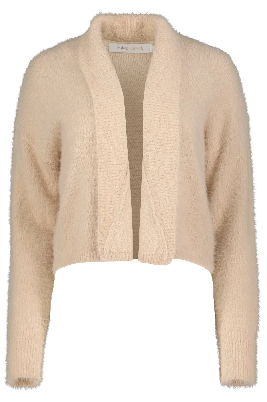 Weekend Deals That Impress Mila Cardi