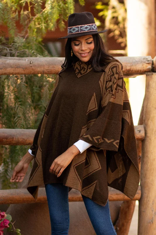 Massive Savings Inca Style Mahogany and Burnt Sienna Alpaca Blend Poncho from Peru