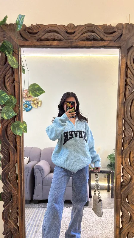 Deal Alert Zipper sweater M-L