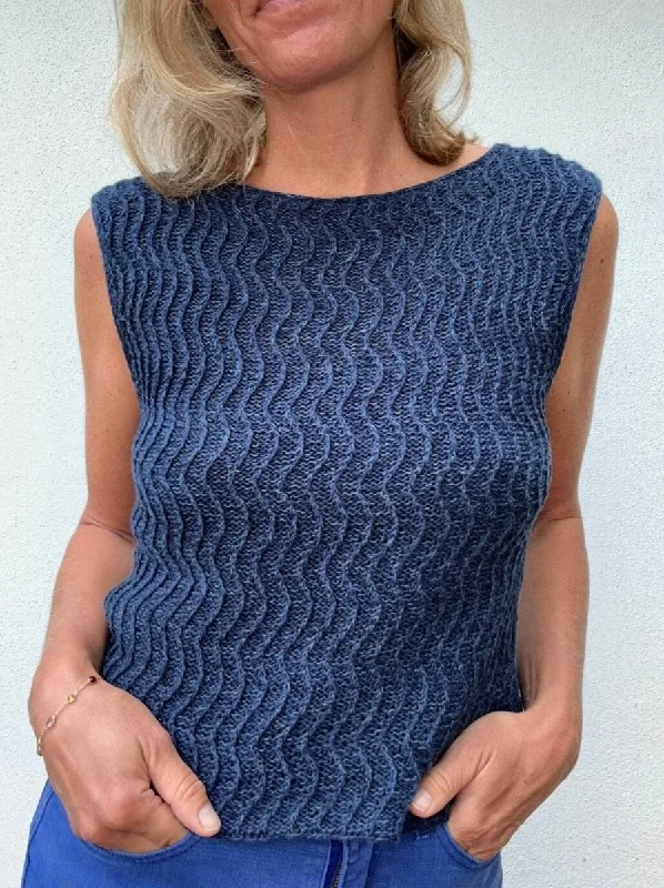Extra Savings Sandwave top by VesterbyCrea, knitting pattern (UK, NO)