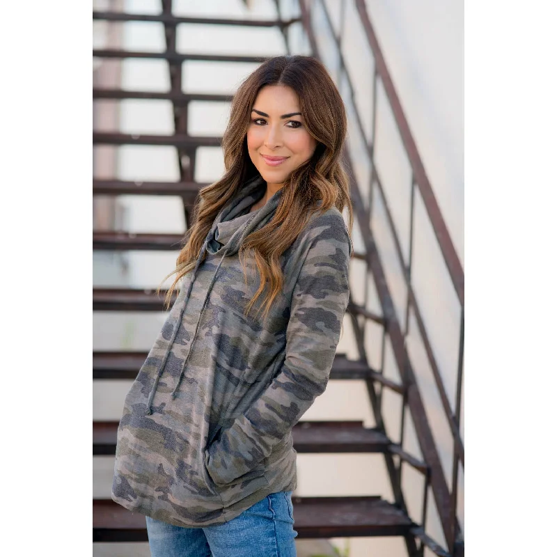 Huge Discounts Camo Cowl Neck Pocket Sweatshirt