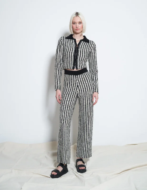 Price Fest PENNY KNIT TOP IN BLACK STRIPES