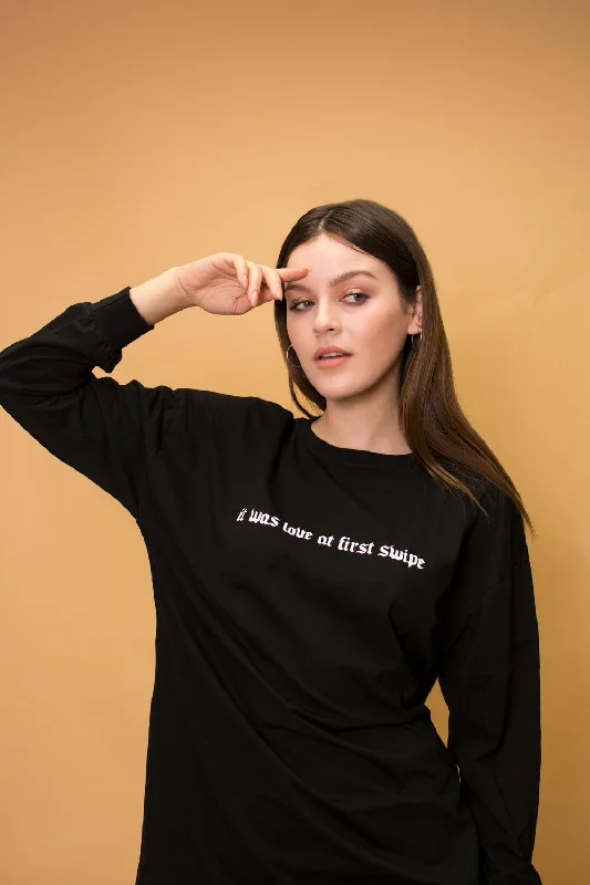 Deal Dash Swipe Right Long Sleeve Top