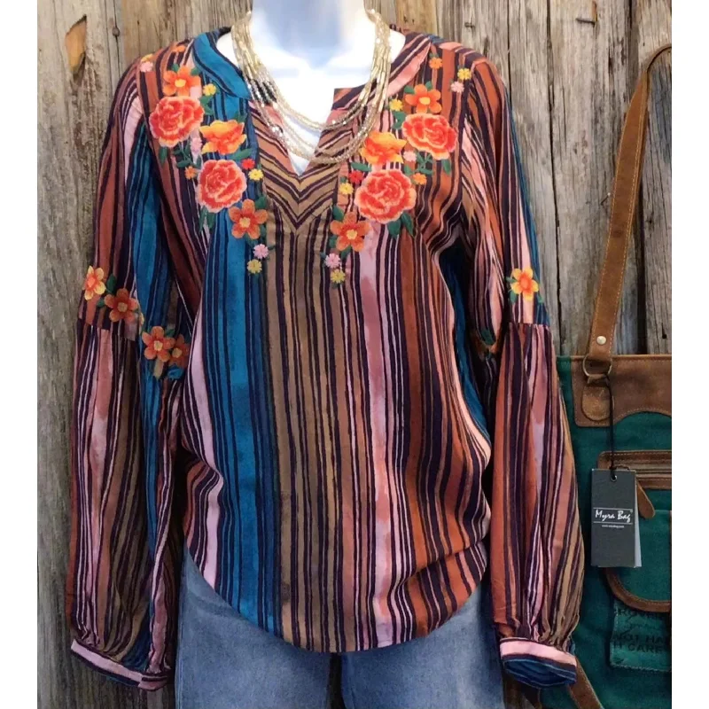 Super Discount Print Top, Balloon Sleeves, Split Neckline, Embroidered Bodice