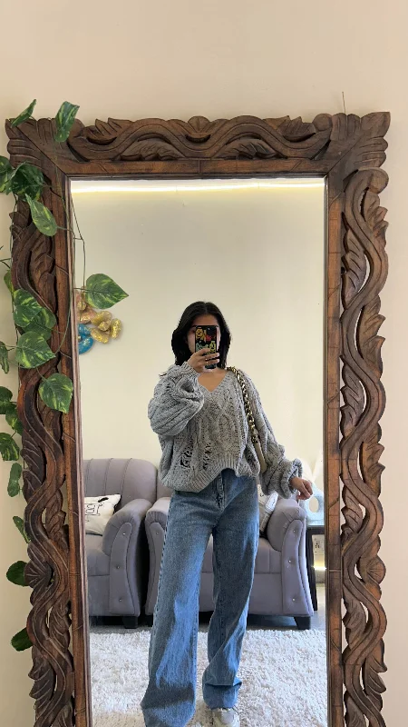 Now Available Cute sweater 99 sale L