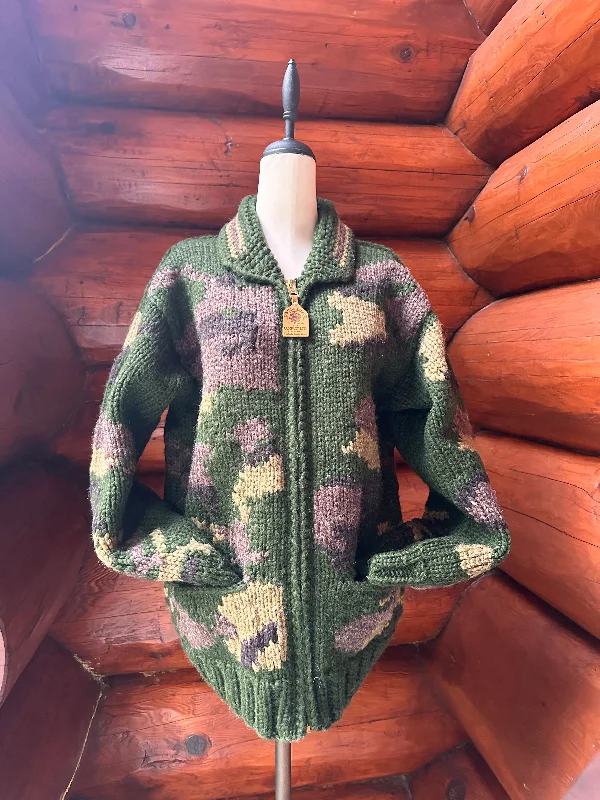 Holiday Sale Canadian Knit Sweater - Camo Green