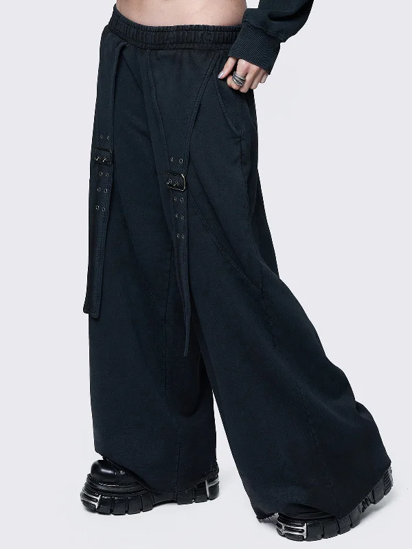 Value Deals Hard Black Wash Sweatpants