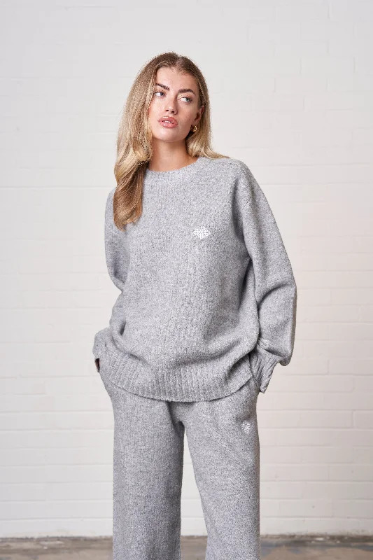 Weekend Savings Sensation FLUFFY KNIT EMBLEM EMBROIDERED CREW - GREY MARL