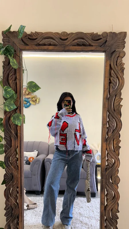 Savings Event Love sweater M-L